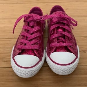 Like new- Girls size 11 hot pink glitter converse